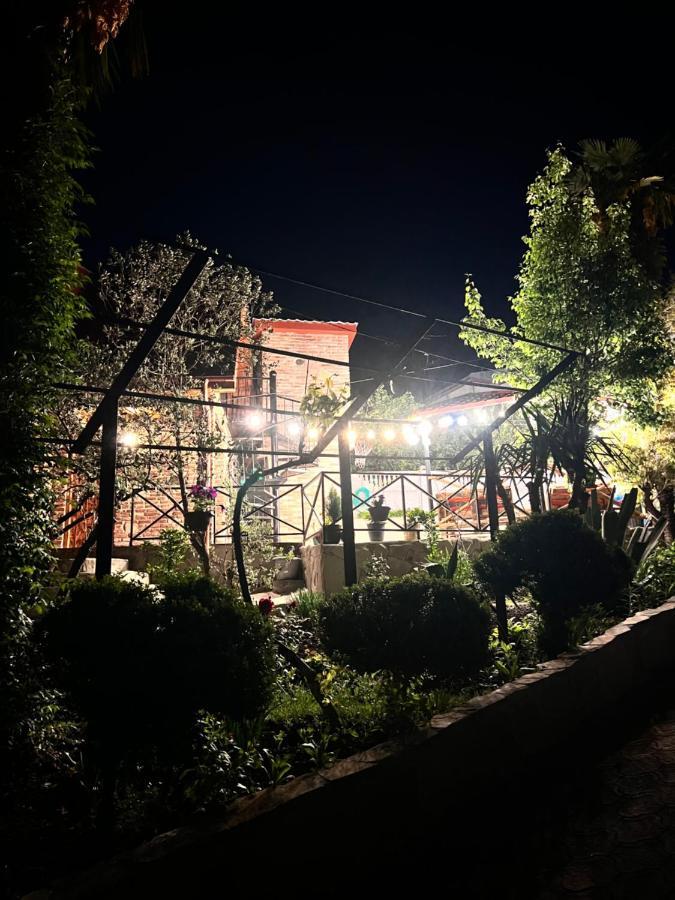Вилла Sunshine House Кутаиси Экстерьер фото